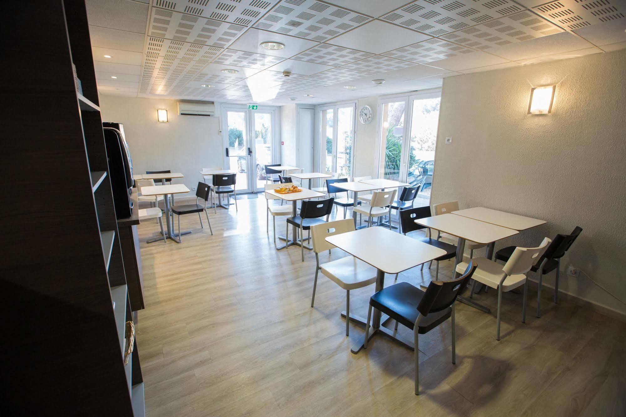 Hotel Parc Azur - Toulon אוליאולה מראה חיצוני תמונה